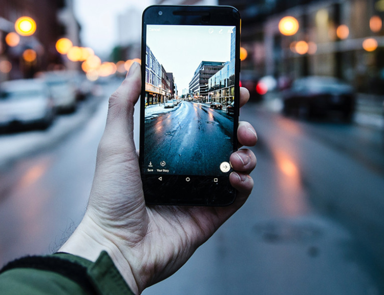 How to capture stunning travel photos with your phone