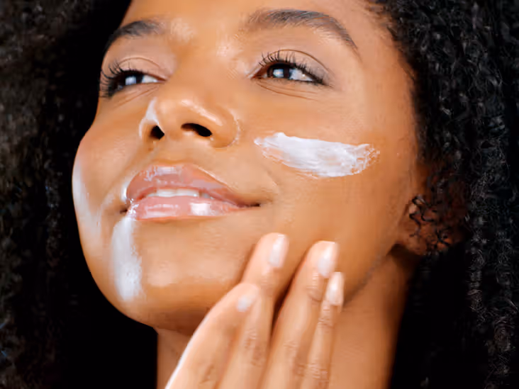 how to get glowing skin in 7 days at home